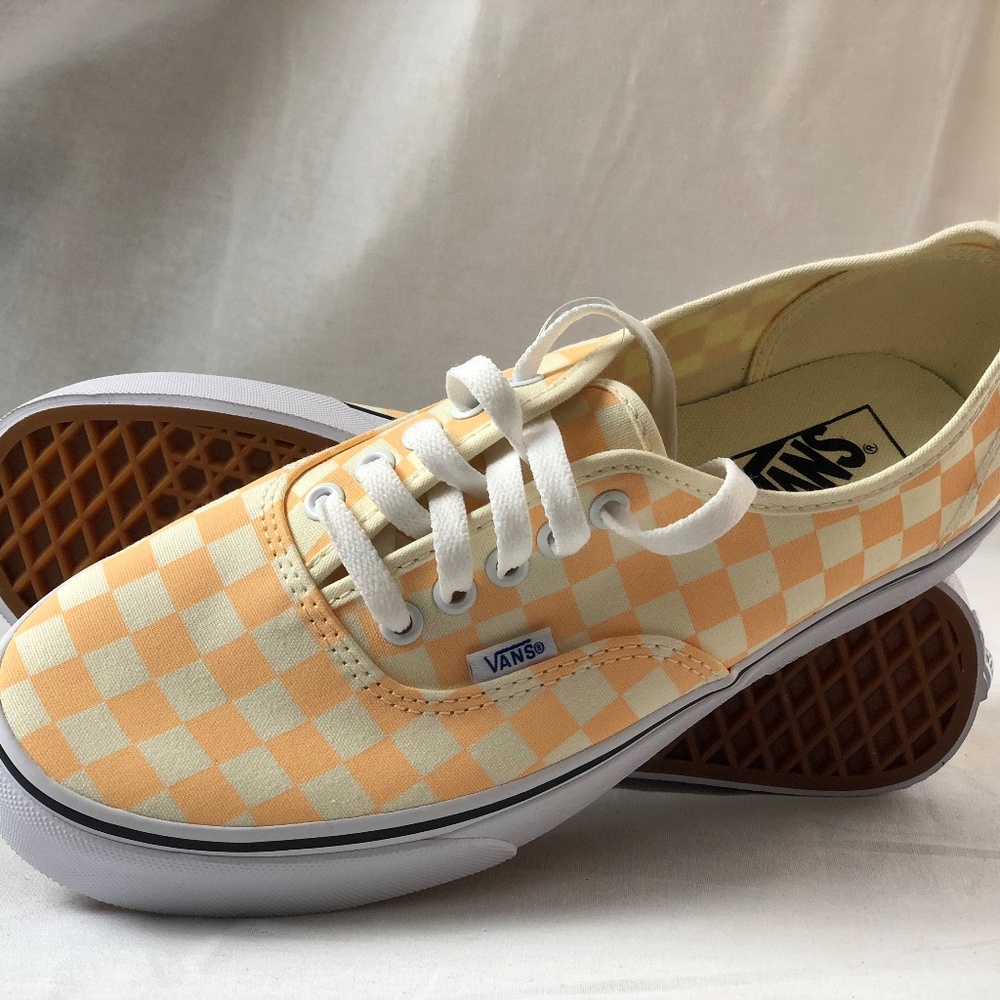 Vans Authentic Checkerboard Apricot/True White - Picture 2 of 7